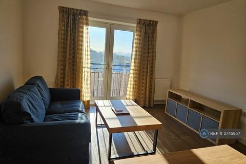 2 bedroom flat to rent, Virology Grove, Glasgow, G20