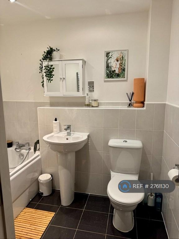 Main Bathroom