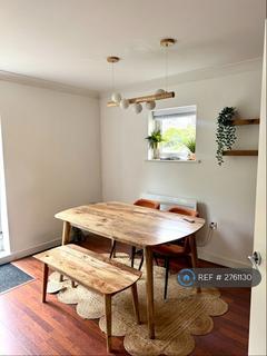 2 bedroom flat to rent, Aragon Court, Leeds, LS7
