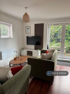 2 bedroom flat to rent, Aragon Court, Leeds, LS7