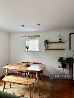 2 bedroom flat to rent, Aragon Court, Leeds, LS7