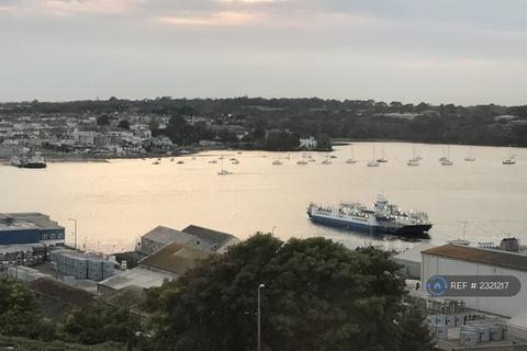 3 bedroom penthouse to rent, Wright Close, Plymouth, PL1