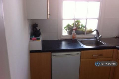 Studio to rent, Cross Street, Hove, BN3