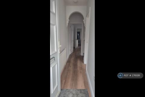 3 bedroom terraced house to rent, Kings Road, Caversham, Reading, RG4