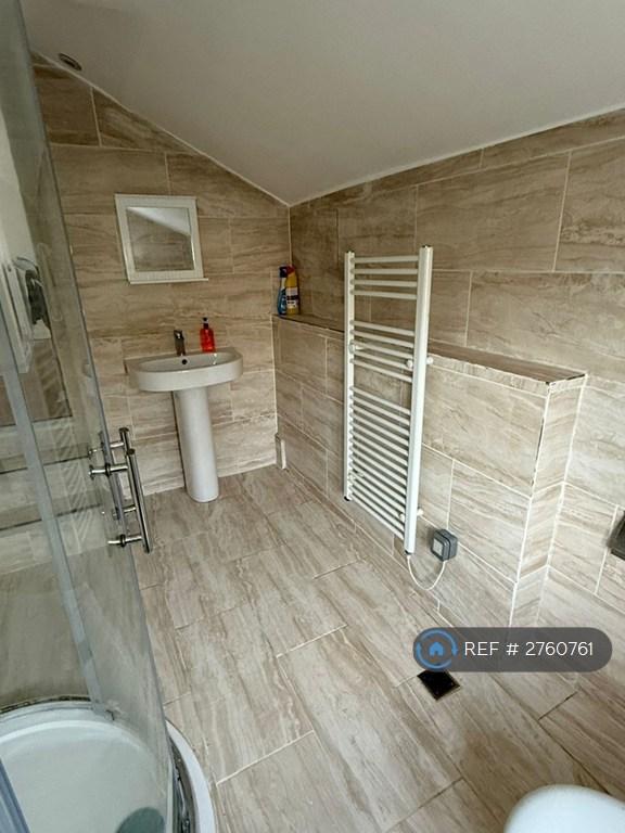 Upstairs Bathroom