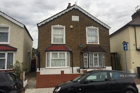 Chapel Road, Hounslow, TW3