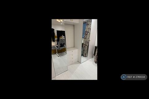 1 bedroom in a house share to rent, Royeston Gardens, Ig1 3Sy, IG1