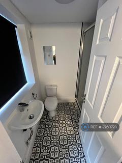 1 bedroom in a house share to rent, Park Road, St. Helens, WA9