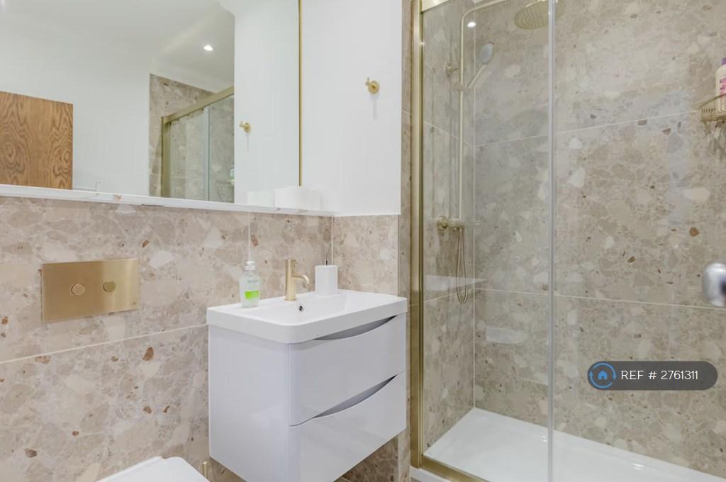 Ensuite Bathroom