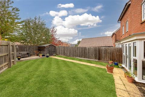 4 bedroom end of terrace house for sale, Cantley Road, Great Denham, Bedford, Bedfordshire, MK40