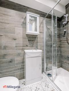 Studio to rent, Cortis Road, London SW15