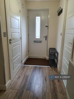 5 bedroom semi-detached house to rent, Brambling Avenue, Coventry, CV4