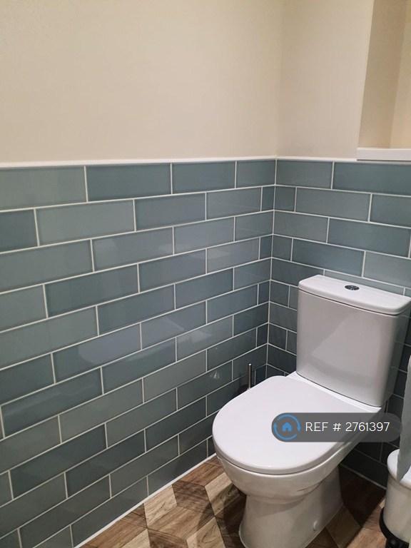 Wc Cloakroom
