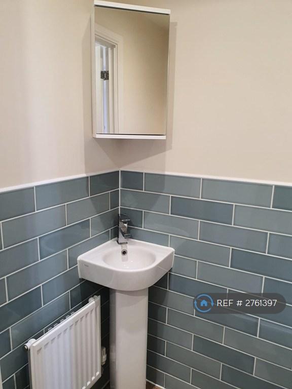 Wc Cloakroom