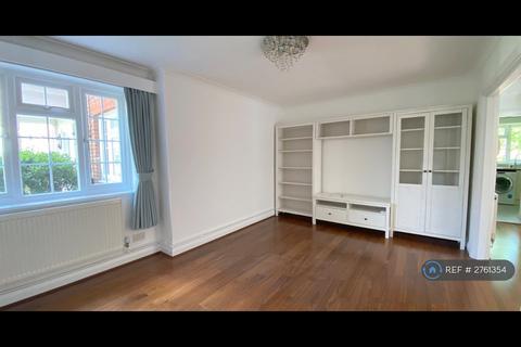 2 bedroom flat to rent, Kenmore Close, Richmond, TW9