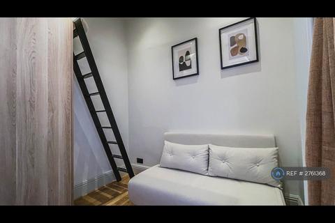 1 bedroom in a house share to rent, Fernhead Road, London, W9