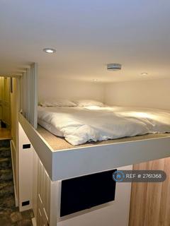 1 bedroom in a house share to rent, Fernhead Road, London, W9