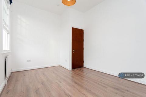 2 bedroom flat to rent, Alkham Road, London, N16