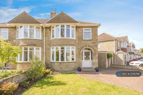 3 bedroom semi-detached house to rent, Devon Road, Swindon, SN2