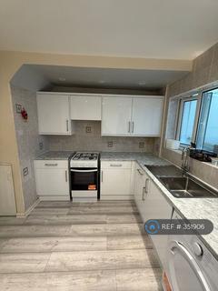 3 bedroom terraced house to rent, Furfield Close, Maidstone, ME15