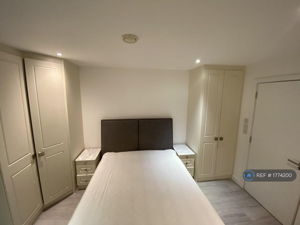 Bedroom 1 - a