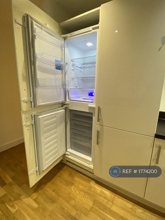 Fridge - Freezer