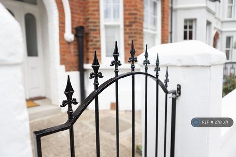 1 bedroom flat to rent, Dancer Road, London, SW6