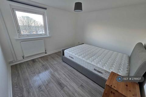 2 bedroom flat to rent, Craighead Way, Barrhead, Glasgow, G78