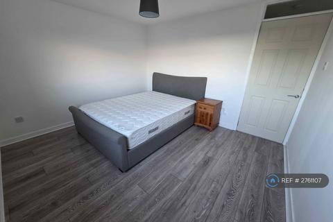 2 bedroom flat to rent, Craighead Way, Barrhead, Glasgow, G78