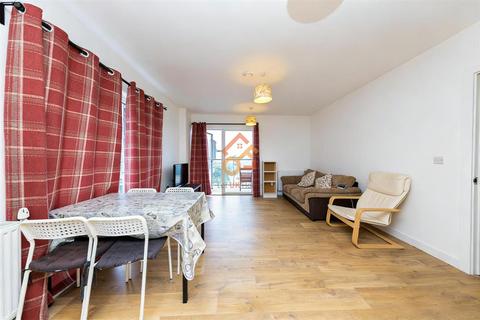 1 bedroom flat to rent, Bawley Court, 1 Magellan Boulevard, London E16