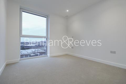 3 bedroom apartment to rent, Quay Walk,  Wembley HA0
