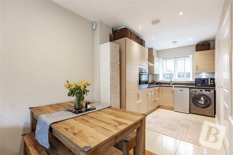 Egbert Close, Hornchurch, RM12