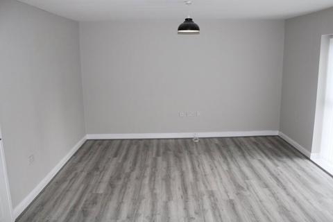 2 bedroom flat to rent, Silvester Street, Liverpool