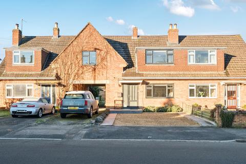 3 bedroom semi-detached house for sale, Old Bath Road, Cheltenham, Gloucestershire