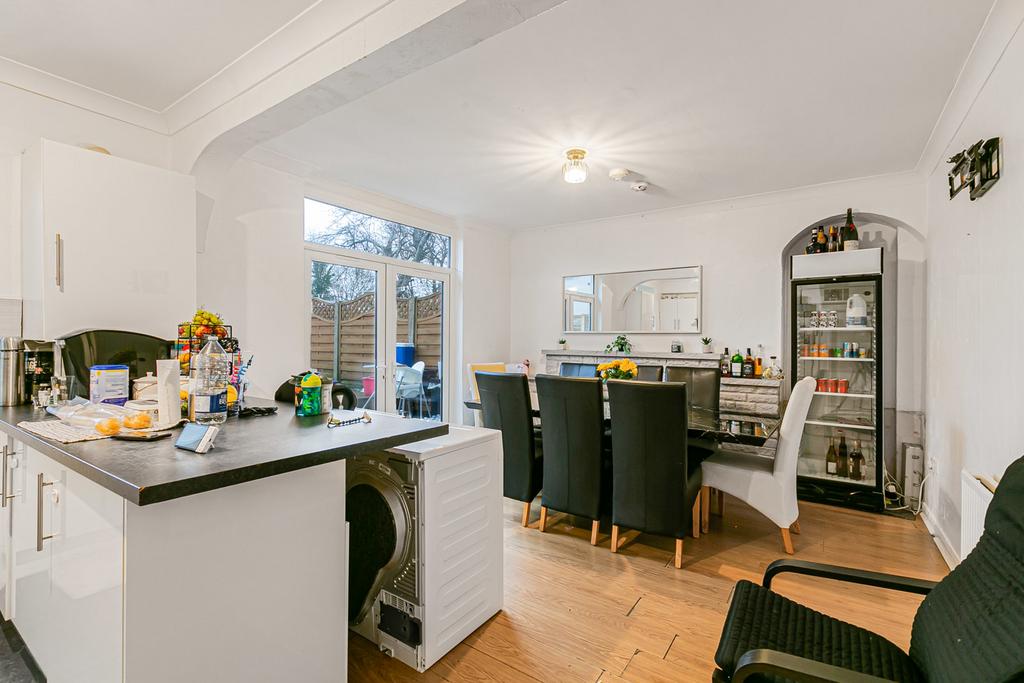 Reception/Kitchen