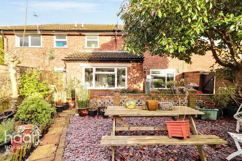 3 bedroom end of terrace house for sale, Peverell Road, Norwich