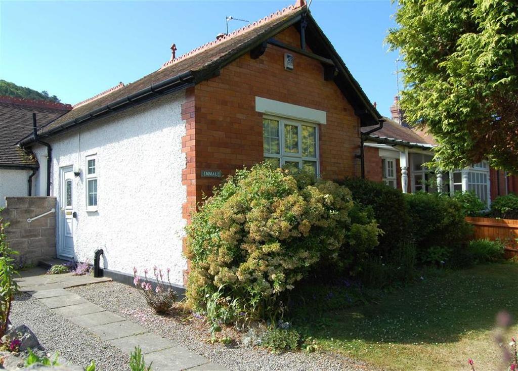 Roumania Drive, Craig Y Don, Llandudno, Conwy 2 bed semidetached