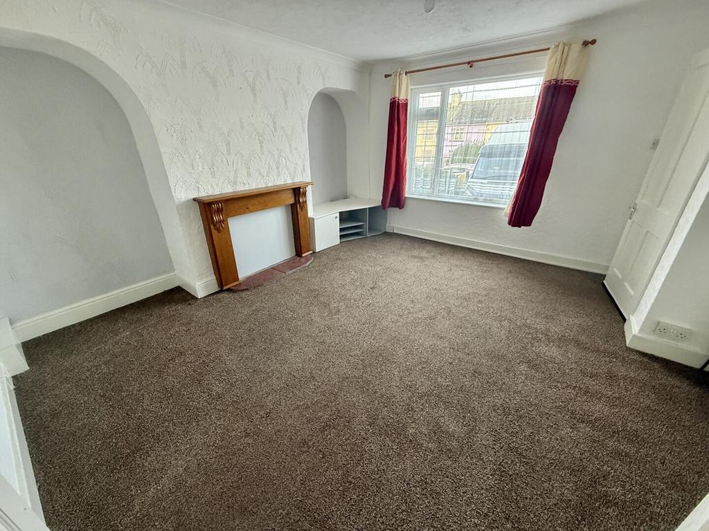 Fresh Move Salisbury Ave Torqay for Let Living Roo