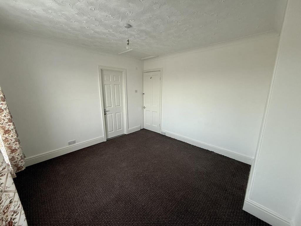 Fresh Move Salisbury Ave Torqay for Let Bedroom