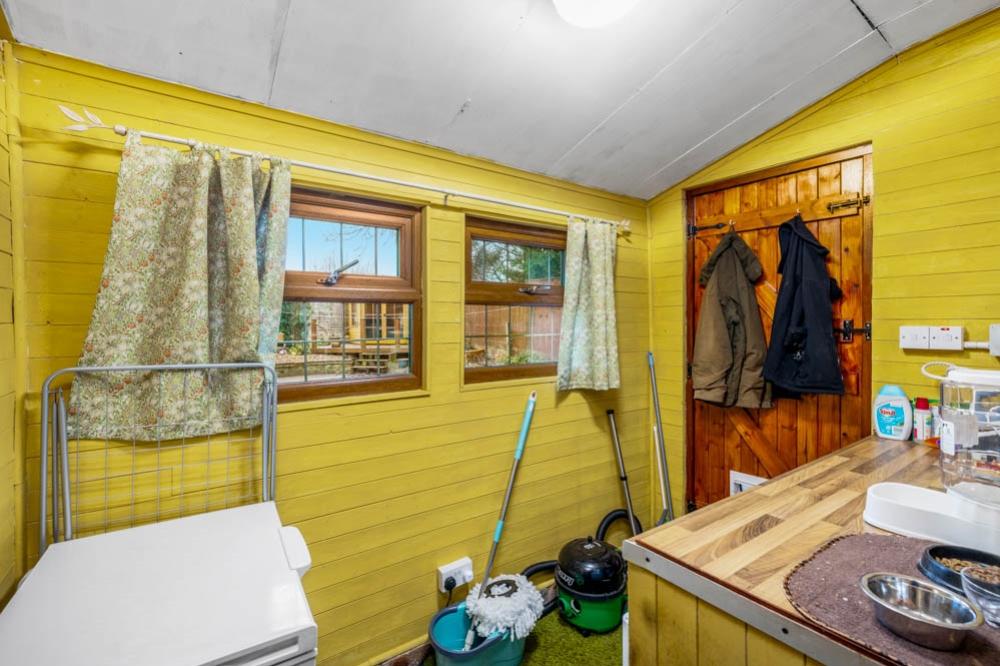 Red Rose Cottage (Market Rasen)-19