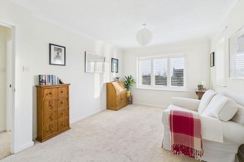 2 bedroom retirement property for sale, Oakland Court, Gratwicke Road, Worthing, BN11 4BZ