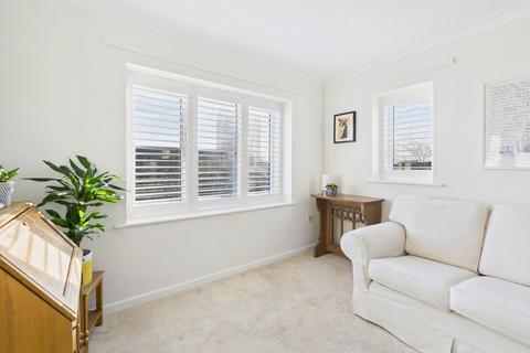2 bedroom retirement property for sale, Oakland Court, Gratwicke Road, Worthing, BN11 4BZ