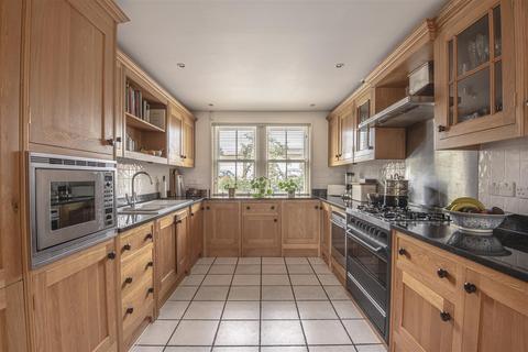 4 bedroom semi-detached house for sale, Hilperton Road, Trowbridge BA14