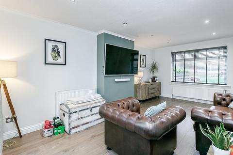 2 bedroom terraced house for sale, Muirhouse Gardens, Muirhouse, Edinburgh, EH4