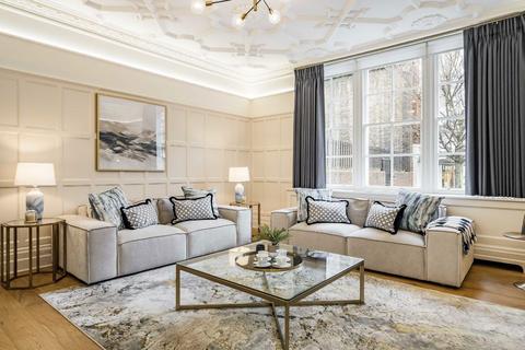 2 bedroom flat to rent, Park Street, London W1K
