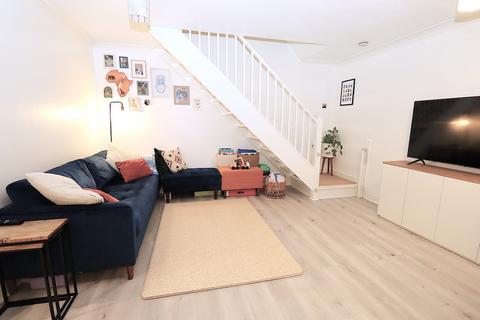 2 bedroom end of terrace house for sale, Herbs End, FARNBOROUGH GU14
