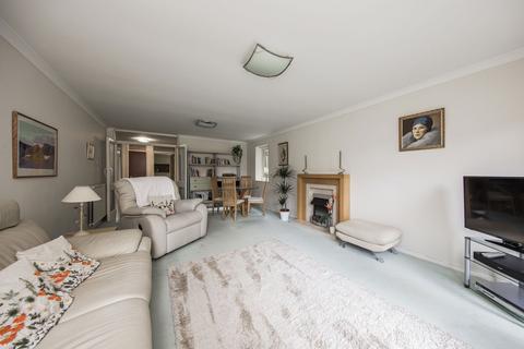 3 bedroom apartment for sale, Calverley Park Gardens, Tunbridge Wells