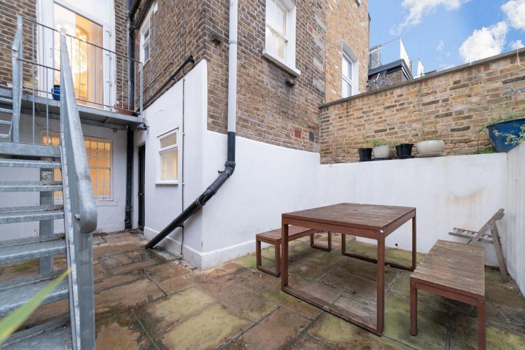 Private patio