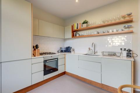 2 bedroom flat for sale, George Lane, Hither Green, SE13