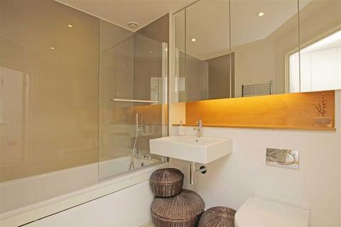 2 bedroom flat to rent, Durham Wharf Drive, Brentford TW8